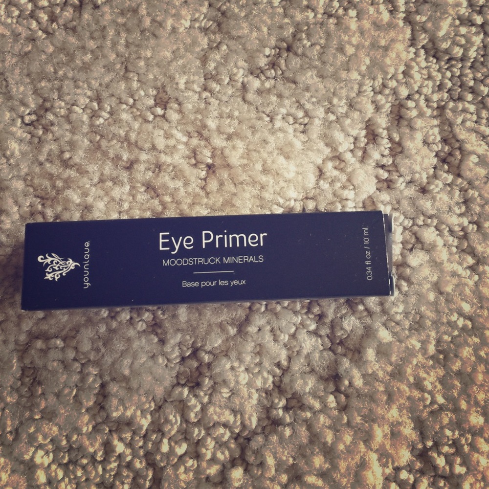 Younique eye primer