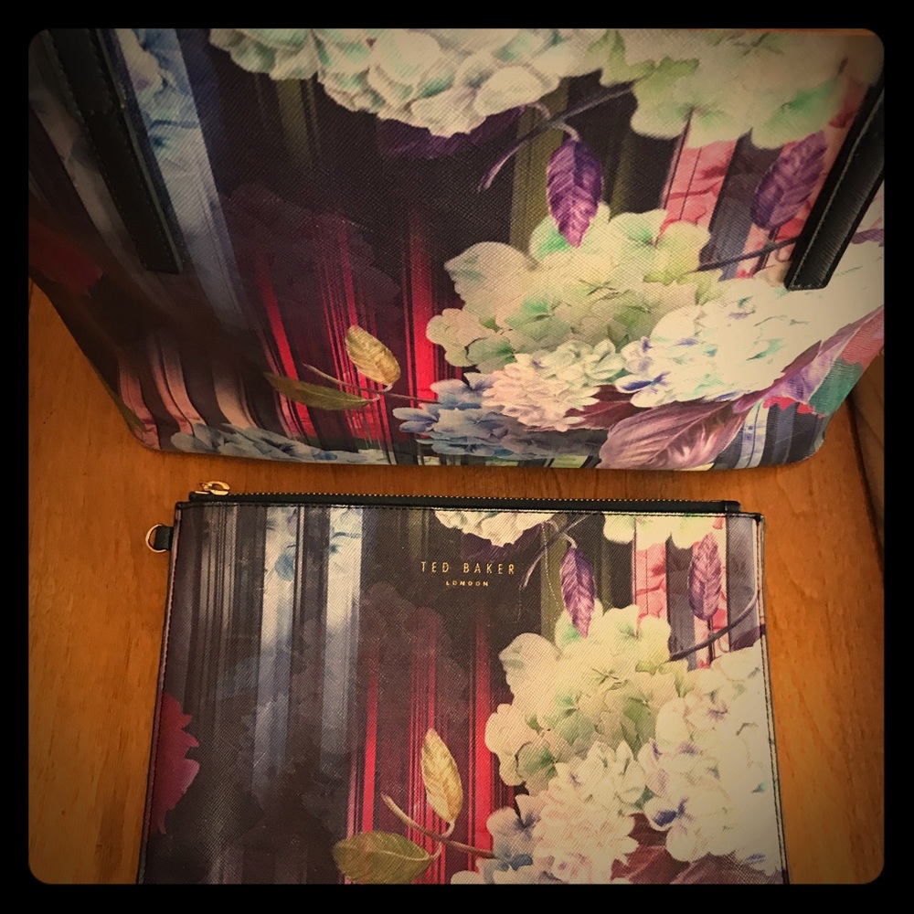 Ted Baker London purse