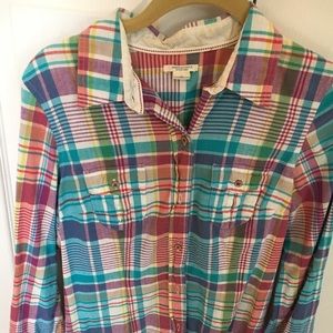 American Eagle long sleeve plaid flannel shirt