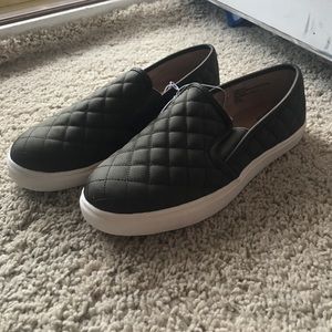 NWT - Mossimo Olive Green Slip On Sneakers