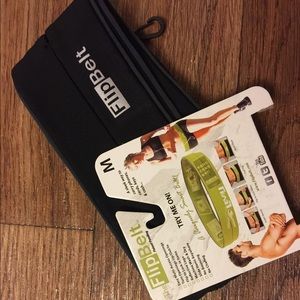 NWT FlipBelt, size Medium