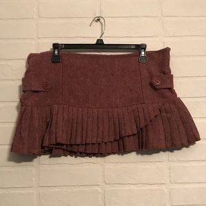 Pleated skirt
