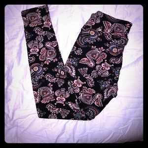 Black OS LuLaRoe leggings with birds