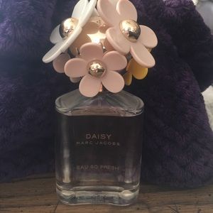 Daisy Marc Jacobs perfume Eau So Fresh 2.5 oz!!