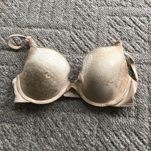 Maidenform bra