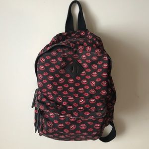 Kiss Print Canvas back pack