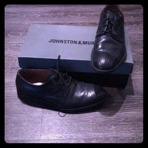 Johnston & Murphy Black Calf Waverly Wingtip 9M