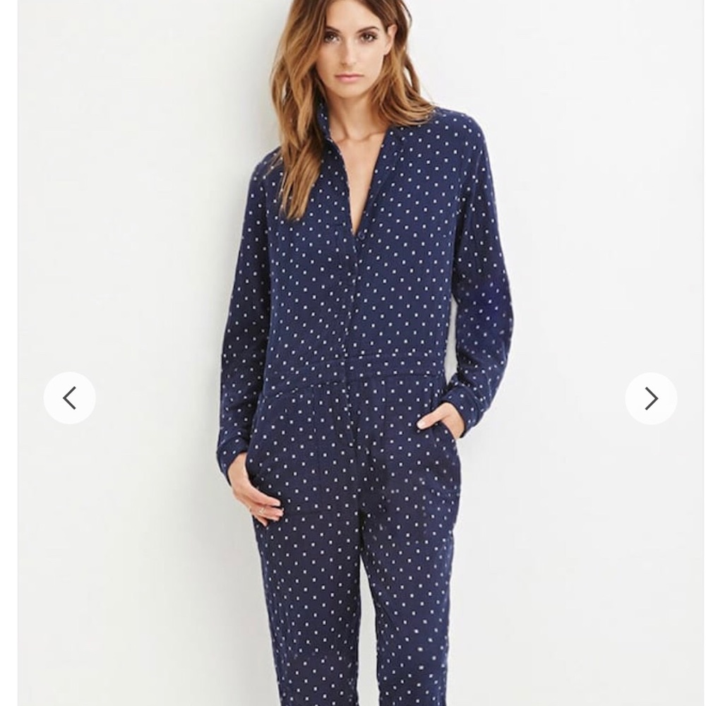 Knit jumpsuit with hashtag pattern