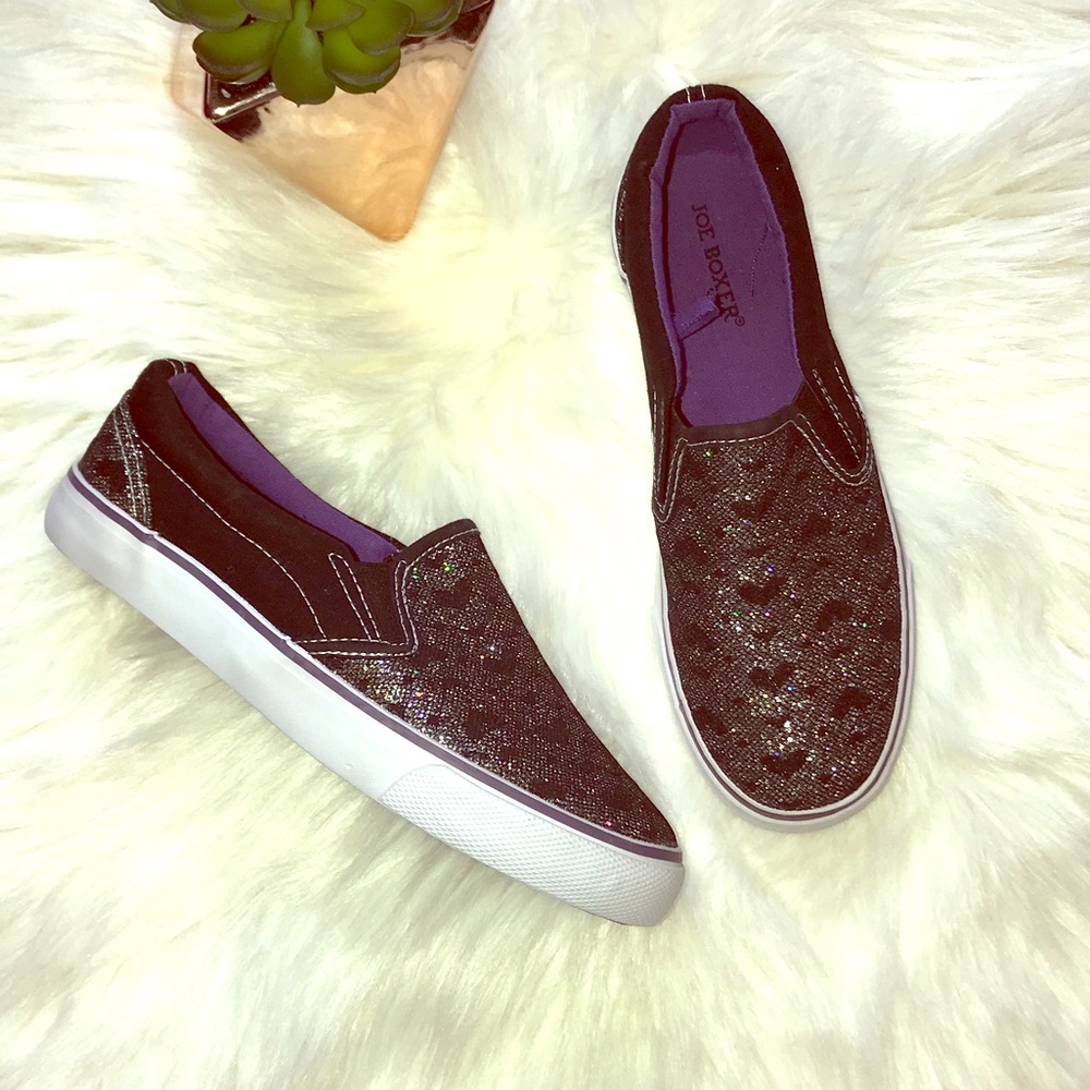 NWOT Girls Sparkle Black Heart Slip Ons
