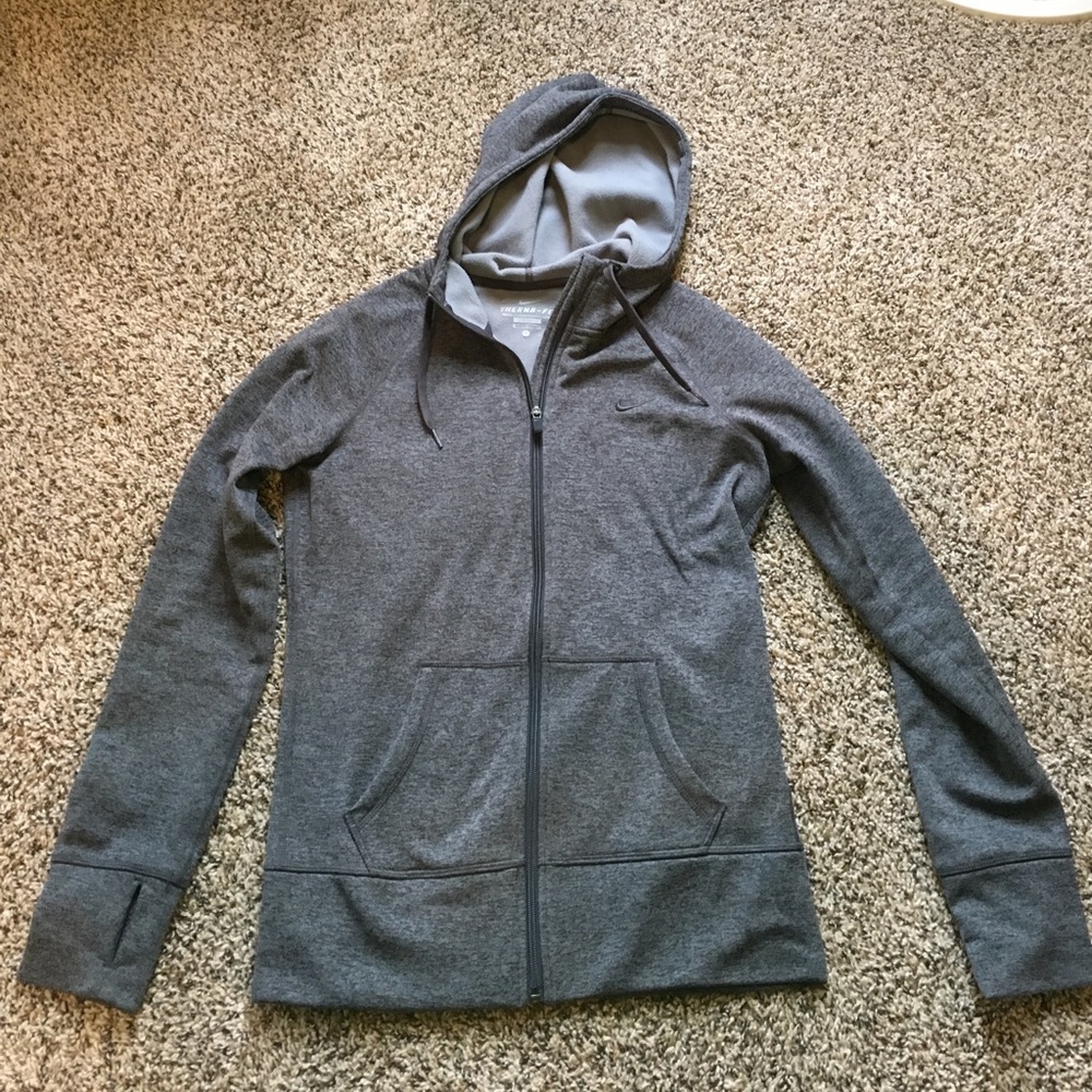 Nike Therma-Fit Sweatshirt