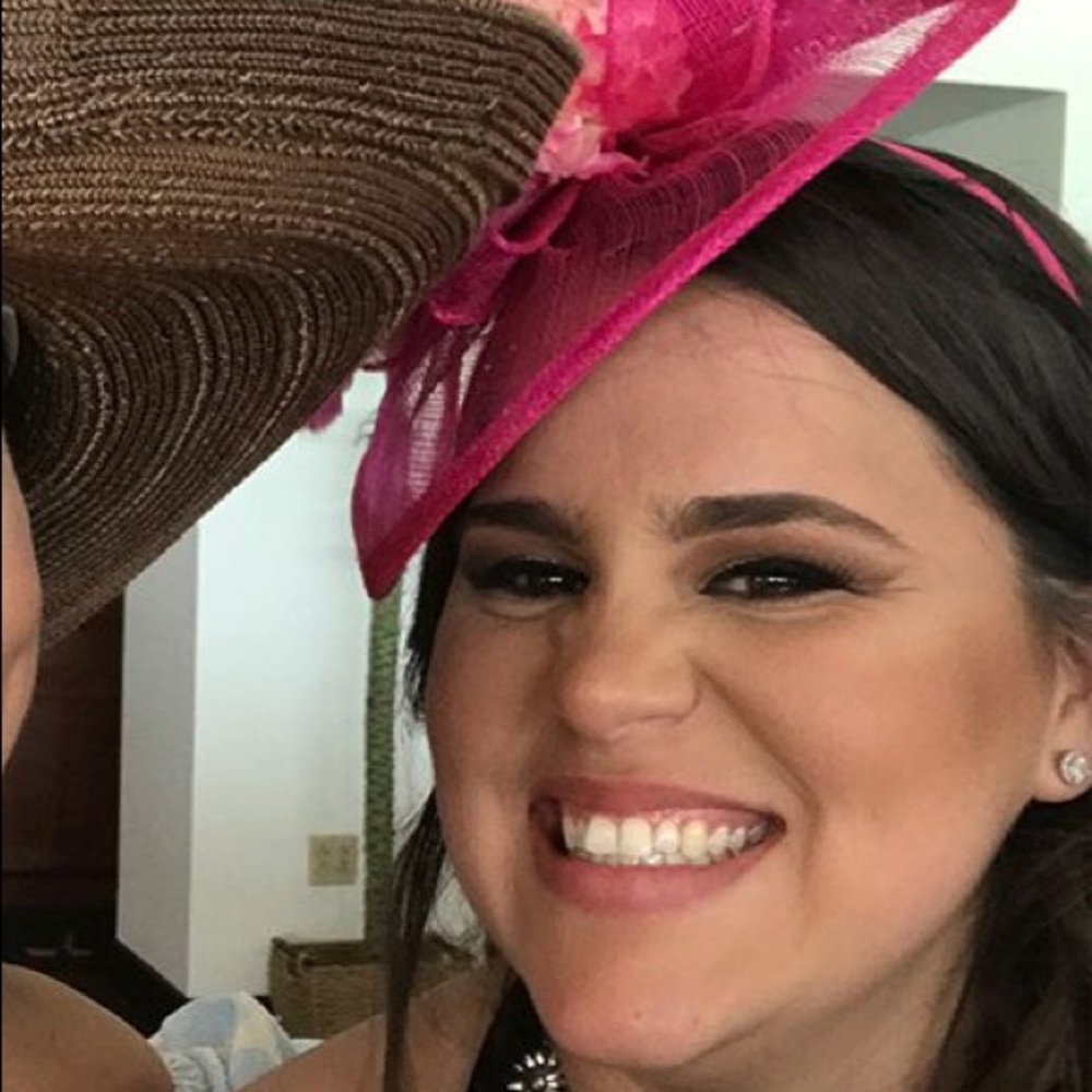 Meet your Posher, Heleene