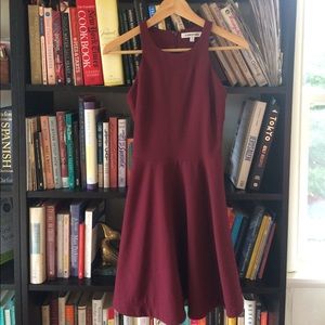 Elizabeth and James dress