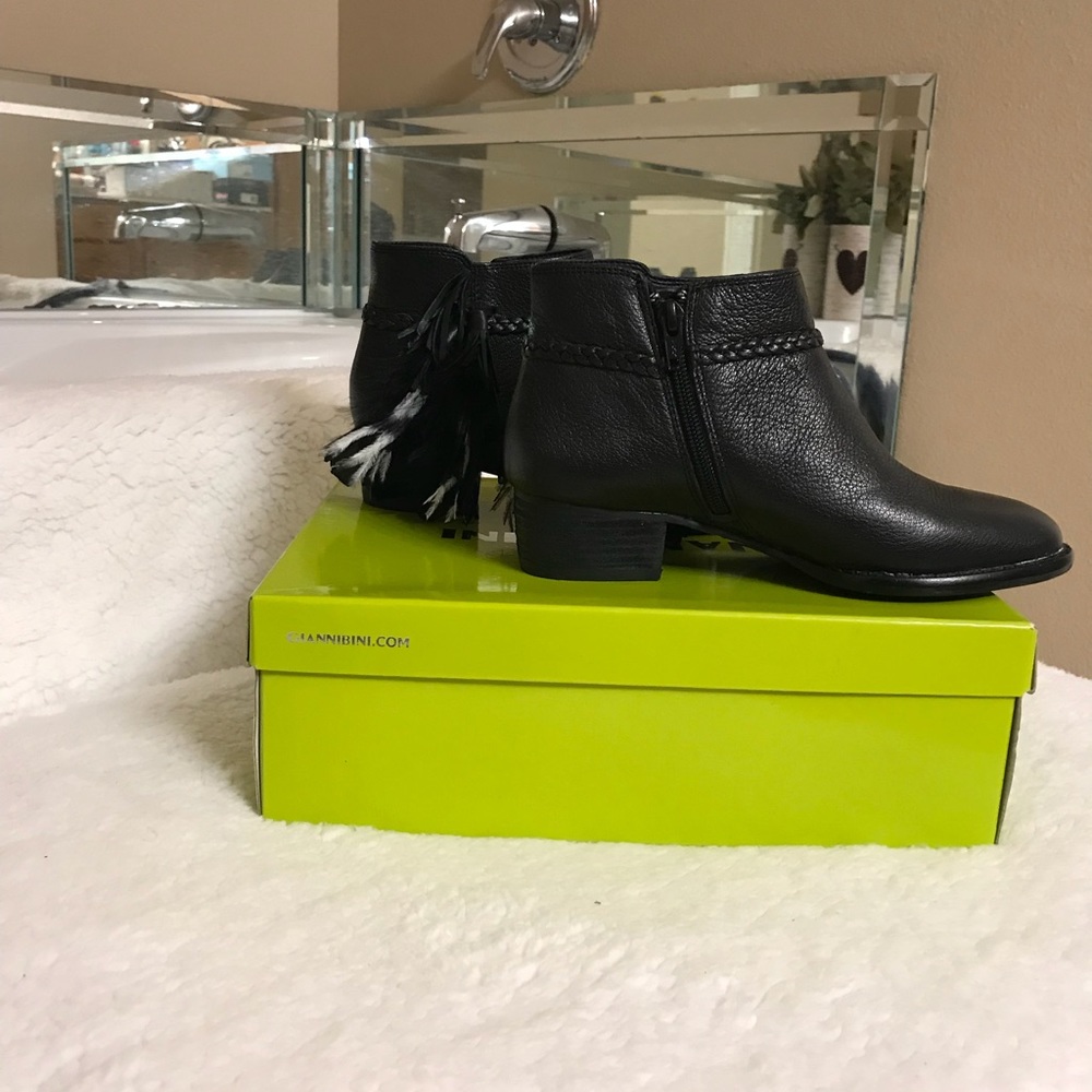 Booties by Gianni Bini