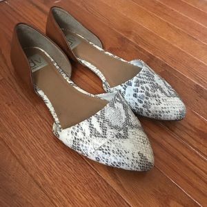Dolce vita leather and snake skin flats