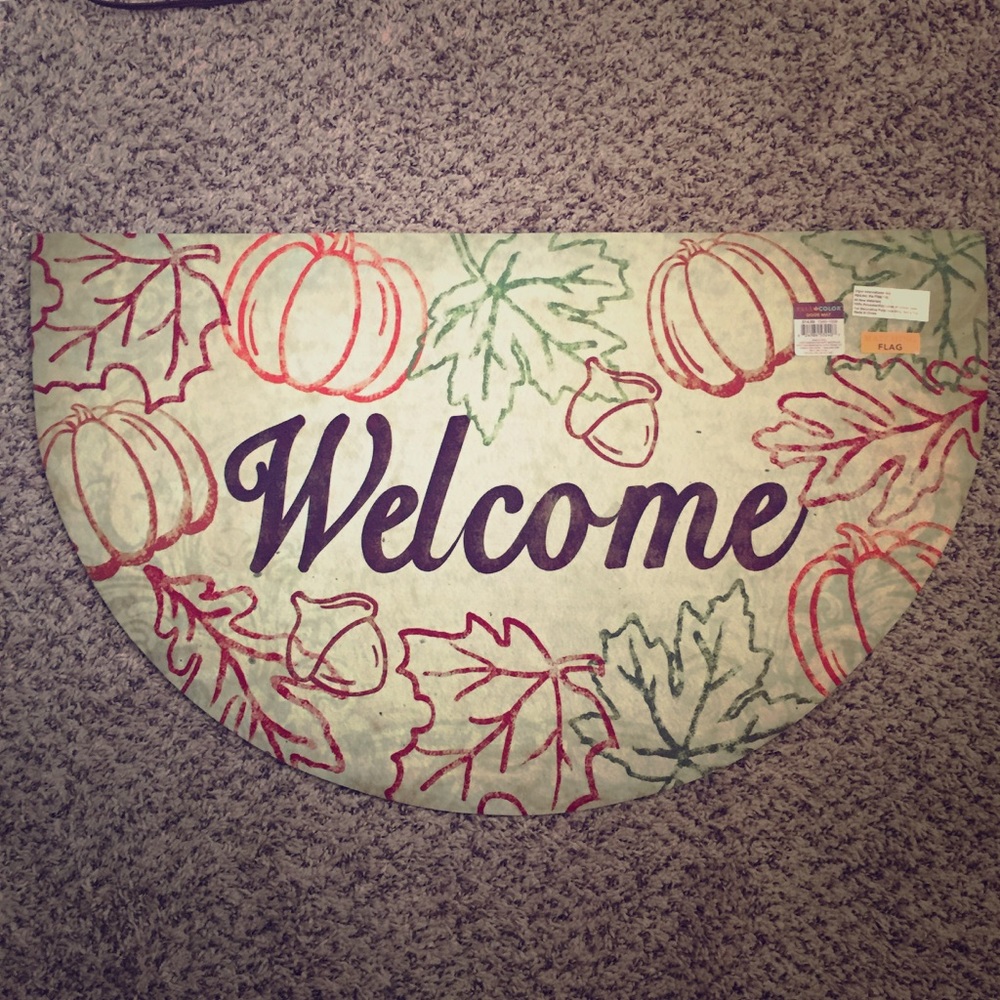 Fall themed outdoor welcome door mat