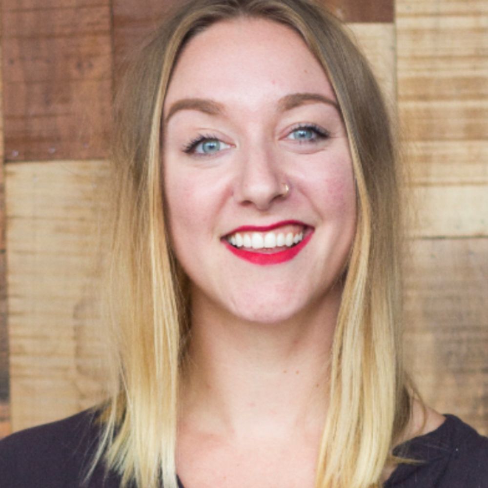 Meet your Posher, Dana