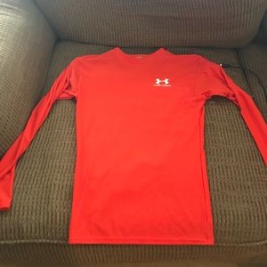 Under Armour Boys fitted long sleeve tee