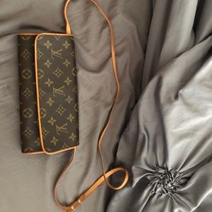 Louis Vuitton cross body bag