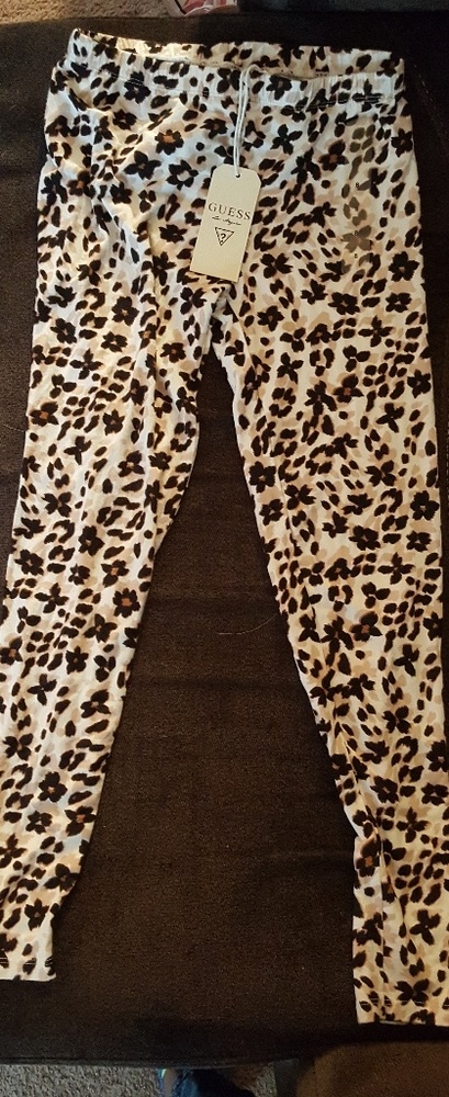 Brand new girls Guess leopard leggings!
