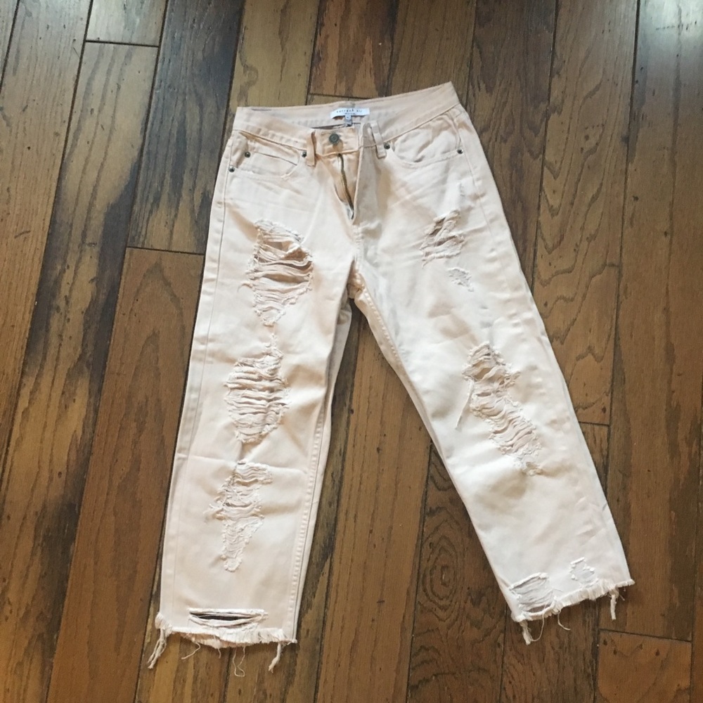 🌺Current Air cropped distressed jeans🌺
