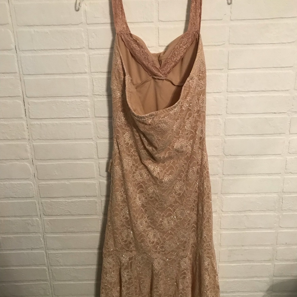 Gold high-low Dress - Picture 3 of 3