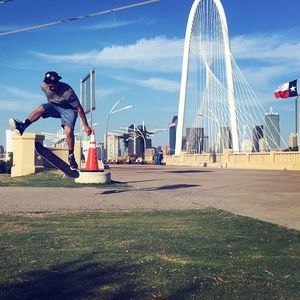 Meet your Posher, Cesar