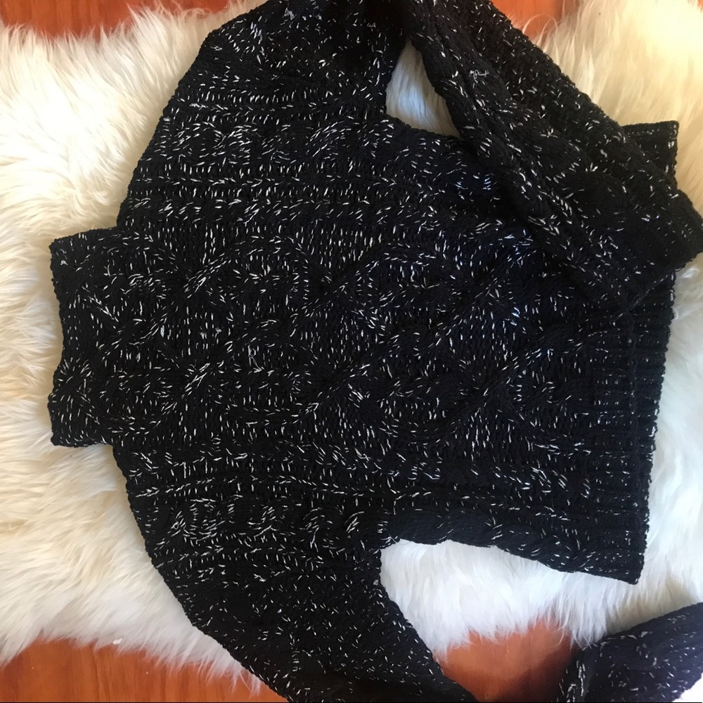 Bebe sweater