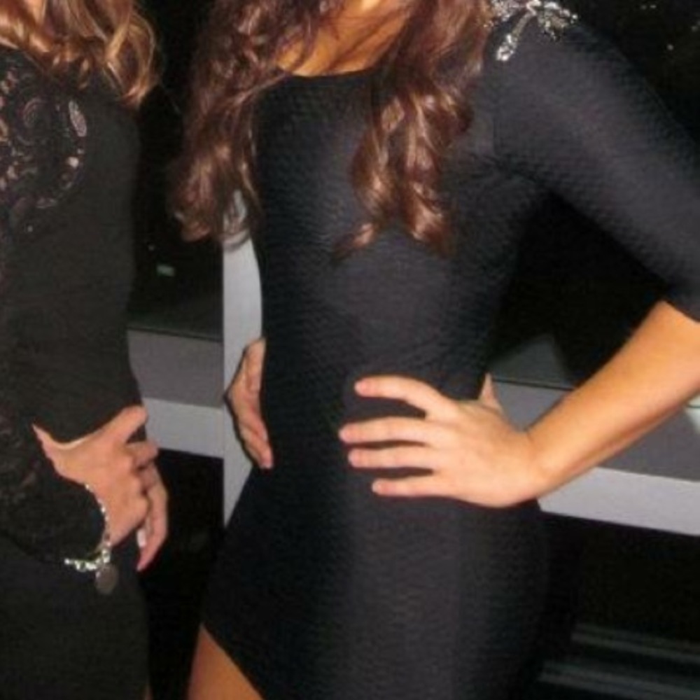 Black bodycon dress