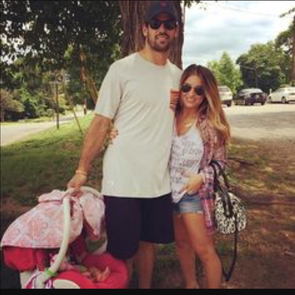 Jessie James Decker Olivia + Joy purse - Picture 1 of 3