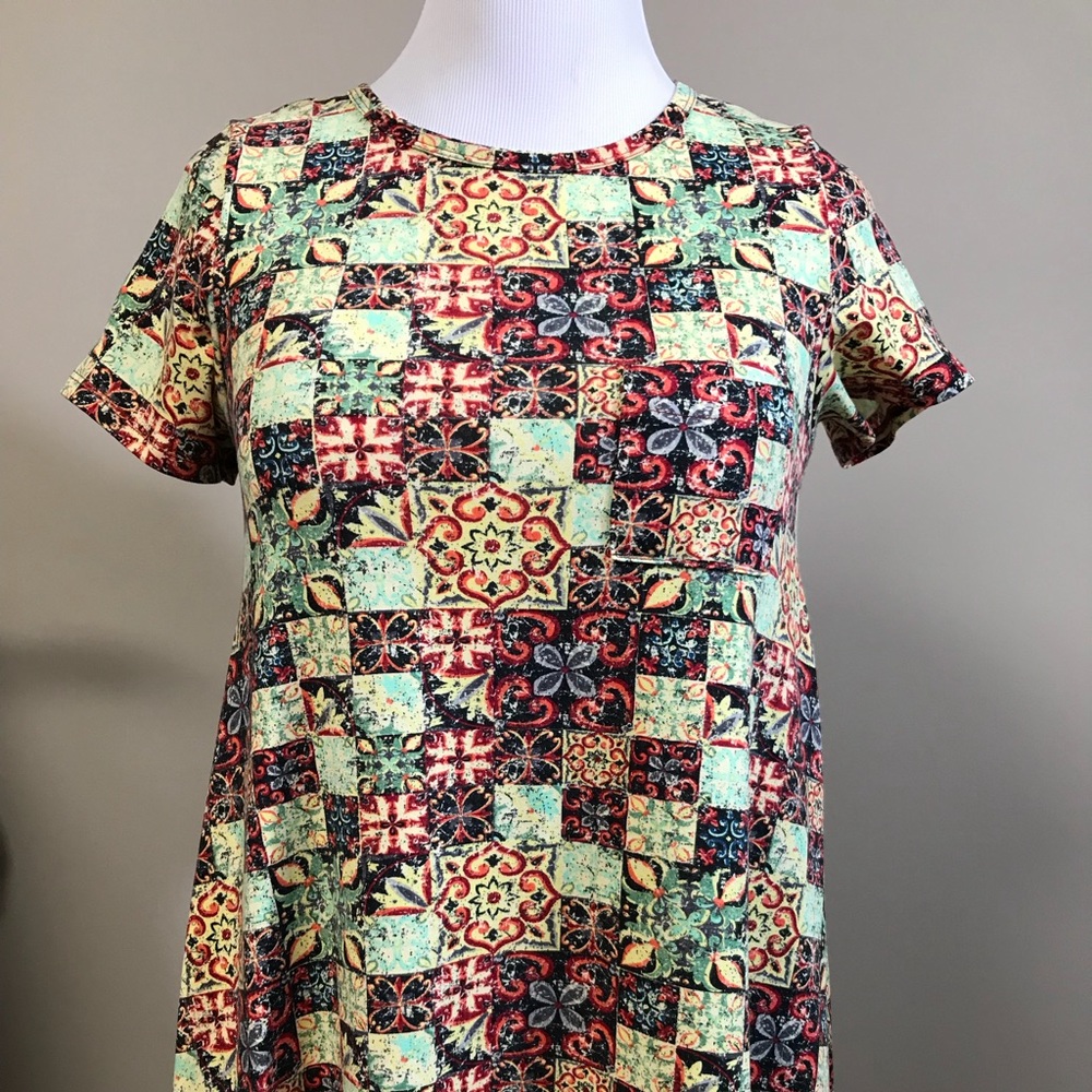LuLaRoe multi color Carly