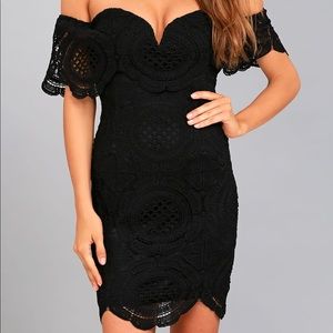 Black off-the-shoulder lace dress, sweetheart neck