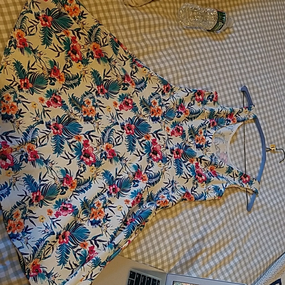 Hawaiian dress