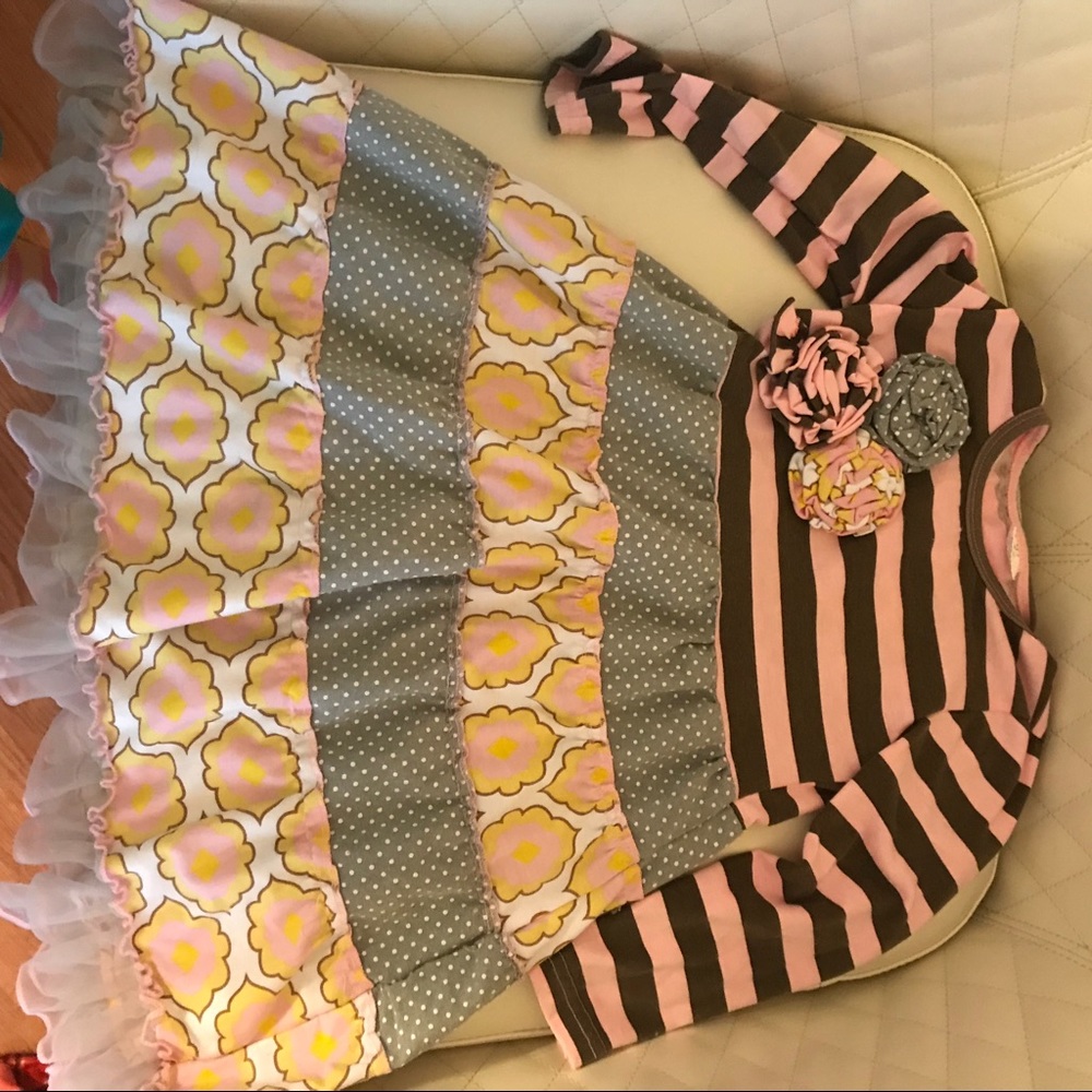 Gorgeous like new set