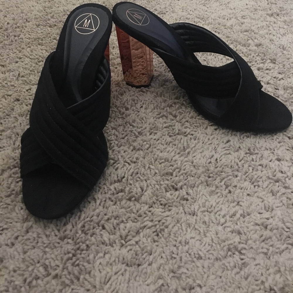 Missguided Black/Rose gold Mules