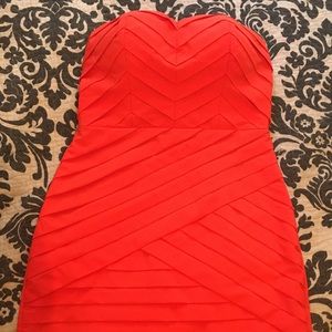 Gorgeous Giani Bini Strapless Cocktail Dress