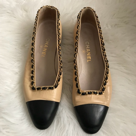 CHANEL Shoes - Chanel Chain Pumps