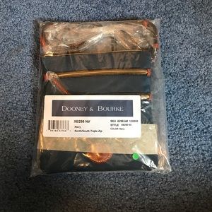Dooney & Bourke Triple Zip Crossbody!