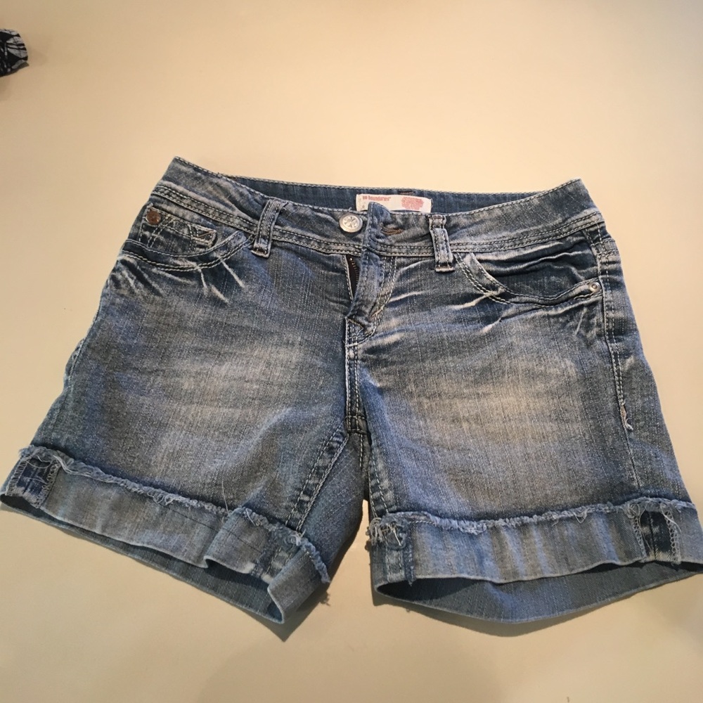 Cute jean shorts