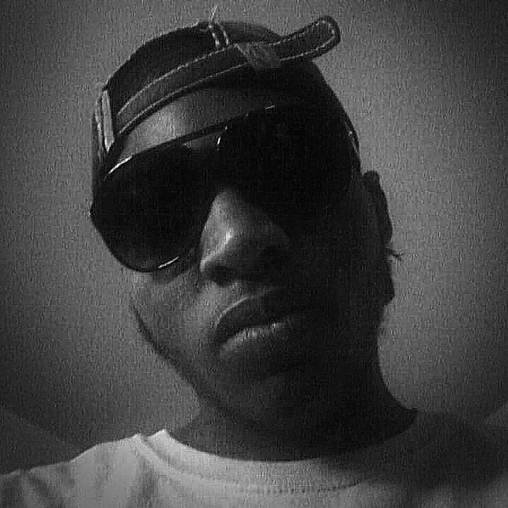 Meet your Posher, Idris