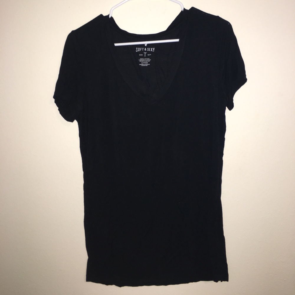 Black tee