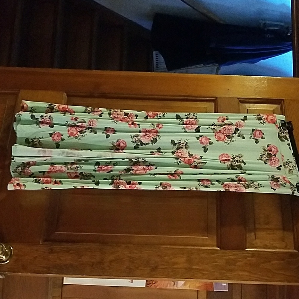 Roses maxi skirt