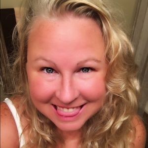 Meet your Posher, Misty