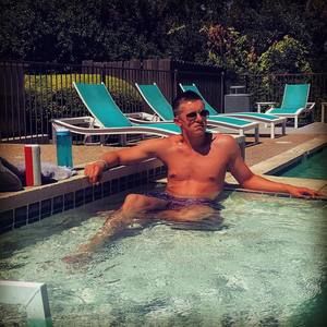 Meet your Posher, Max