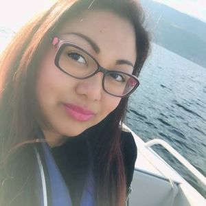 Meet your Posher, Leslie-grace