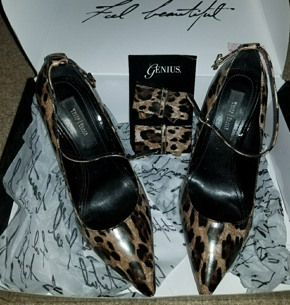 WHBM size 7 heels