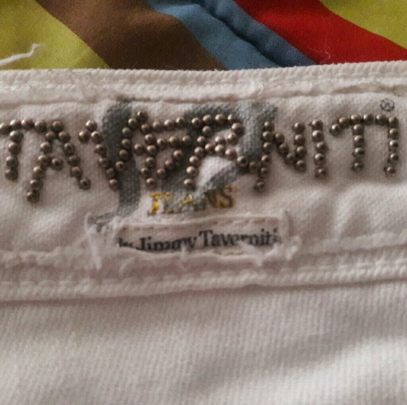 NWOR The CUTEST cut off white denium shorts - Picture 4 of 4