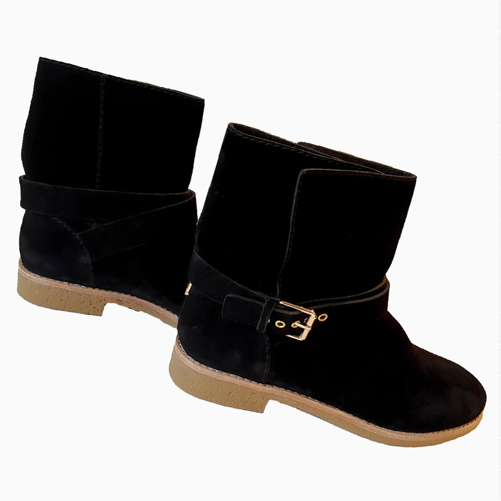 Kate Spade Buckle Low Boot Black Suede 7 NWOT - Picture 3 of 7