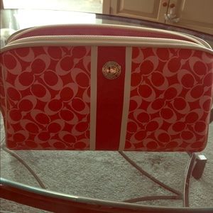 Makeup bag