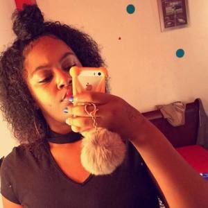 Meet your Posher, Annika