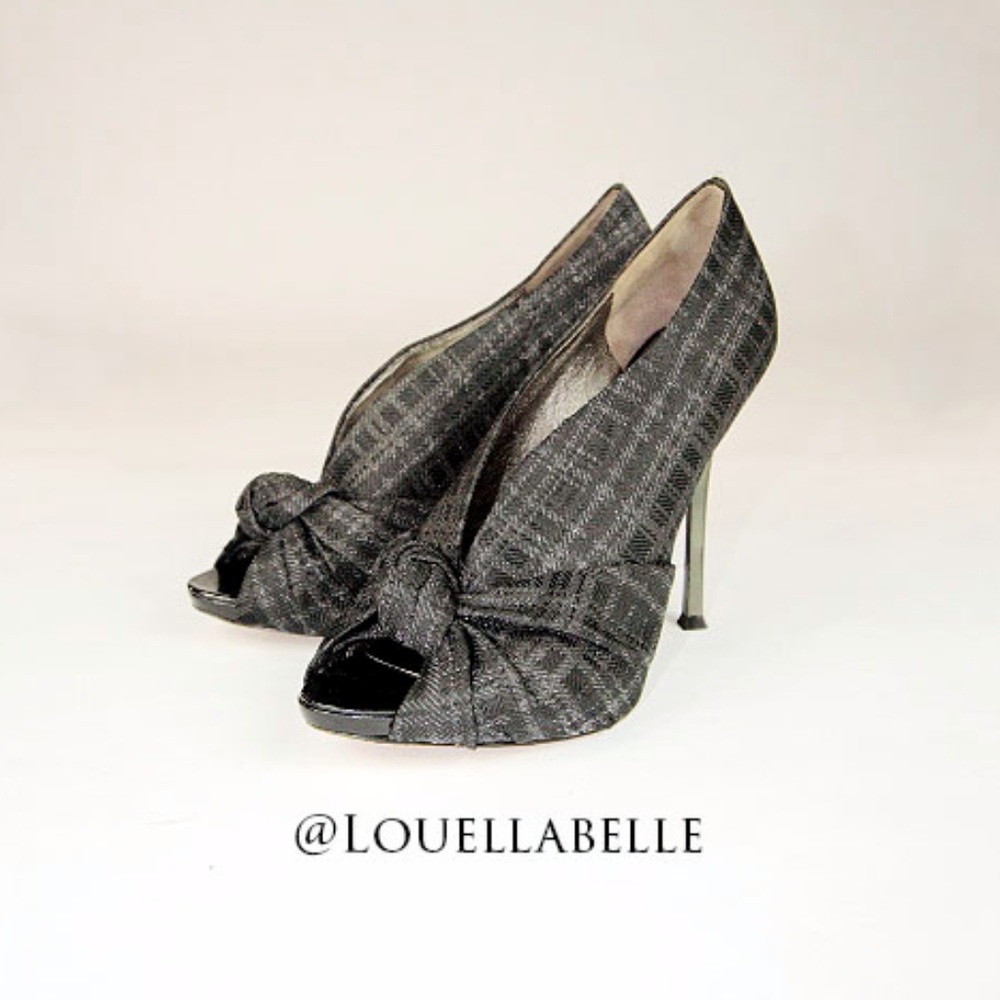 Mariciano Alex Grey Tweed Peep Toe
